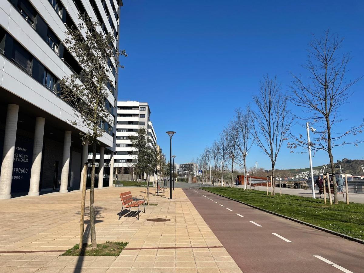 Gran Bilbao XI With Parking By Aston Rentals Barakaldo Buitenkant foto